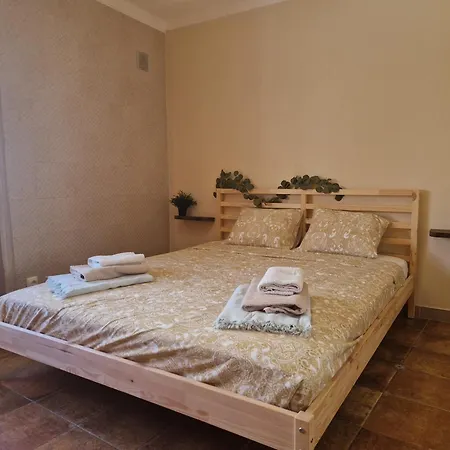 2 Bedroom House With Private Roof Terrace In Centre Semesterbostad Tavira